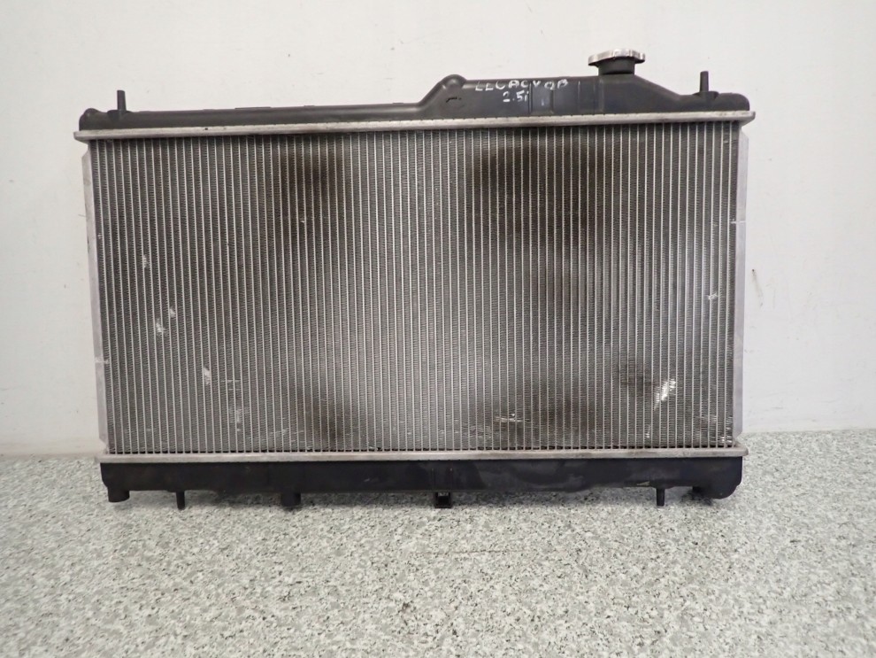 LEGACY OUTBACK 03- 2,5 CHŁODNICA WODY AUTOMAT 1/9