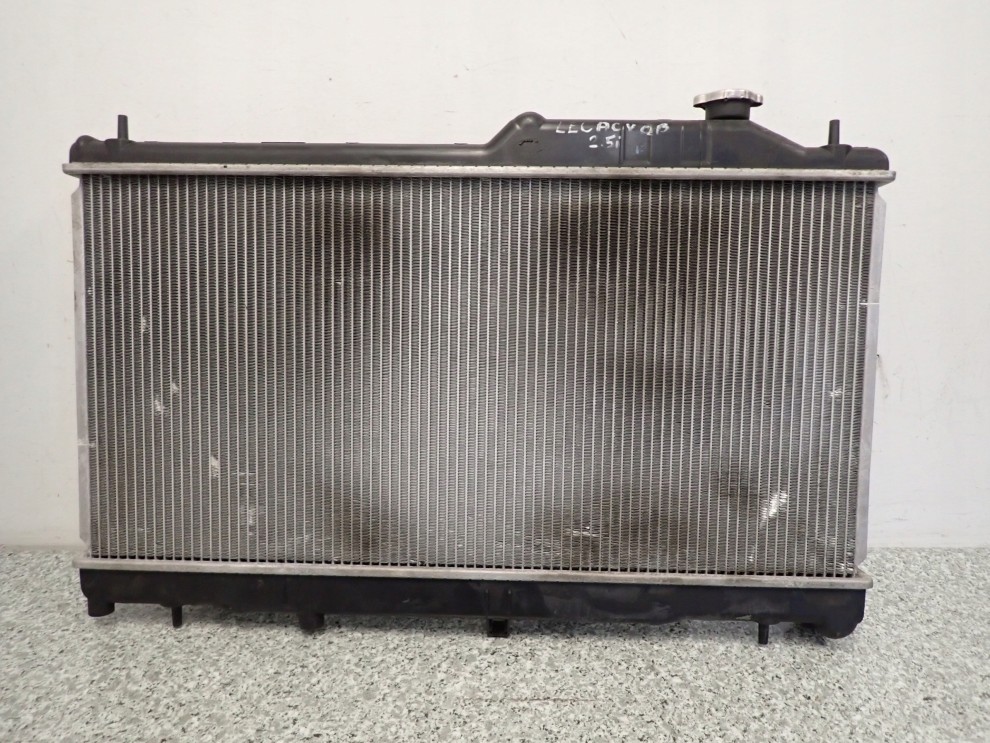 LEGACY OUTBACK 03- 2,5 CHŁODNICA WODY AUTOMAT 2/9