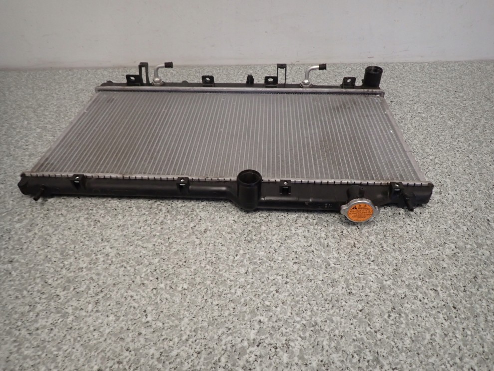 LEGACY OUTBACK 03- 2,5 CHŁODNICA WODY AUTOMAT 4/9