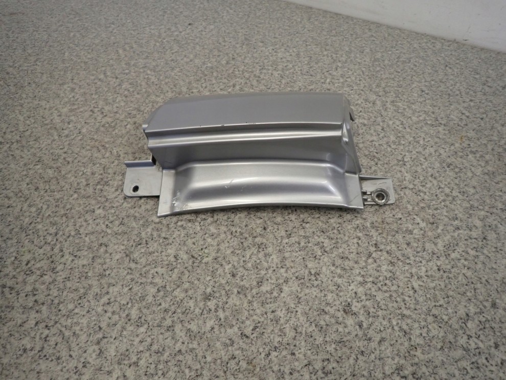 NISSAN NOTE 06-09 LISTWA LAMPY TYLNA LEWA LUB PRAWA 4/13