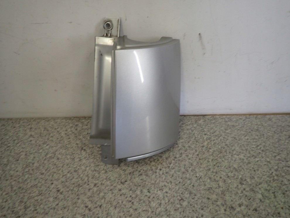 NISSAN NOTE 06-09 LISTWA LAMPY TYLNA LEWA LUB PRAWA 8/13