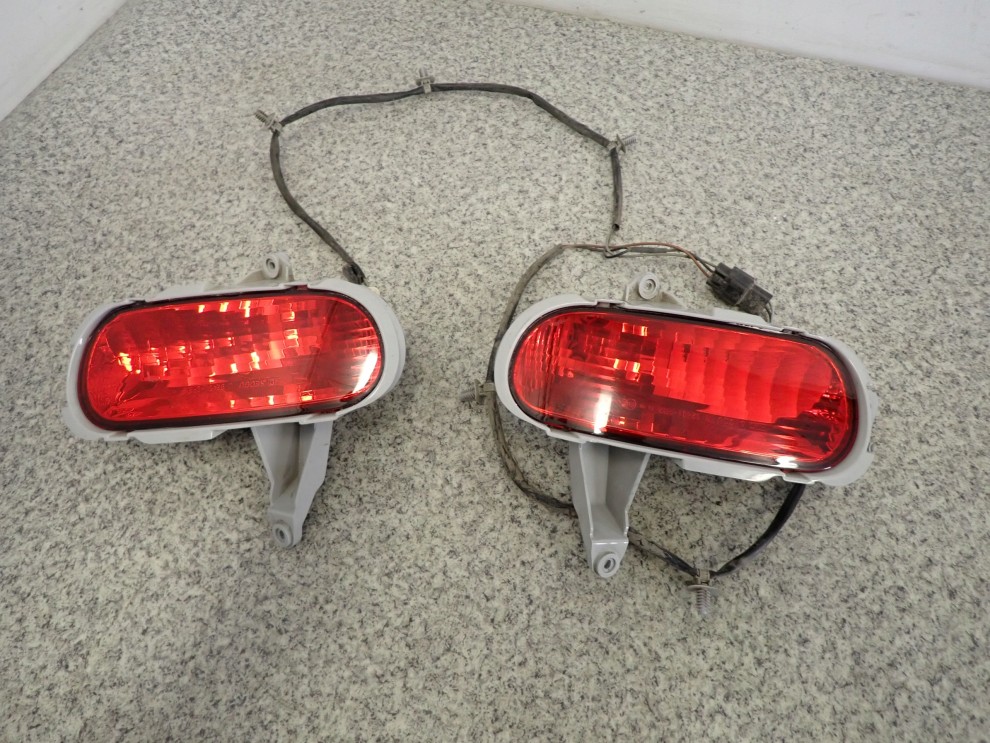 HYUNDAI i30 07-11 KOMBI LAMPY TYLNE PRZECIWMGIELNE 1/9