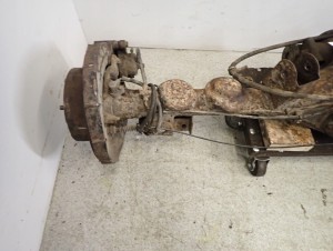 MITSUBISHI SPACE GEAR L400 2.8TD MOST TYLNY 4WD 11/12 MINIATURA
