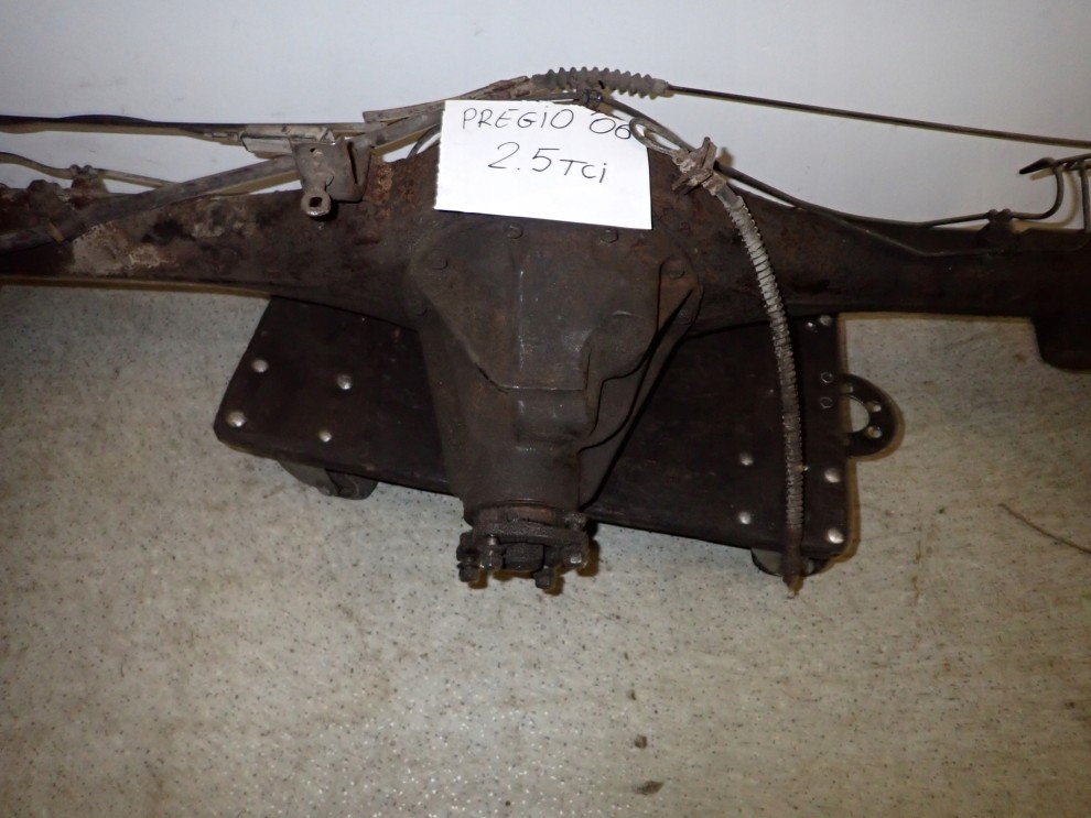 KIA PREGIO 2,5 TCI 2005 MOST TYLNY DYFER 3/11