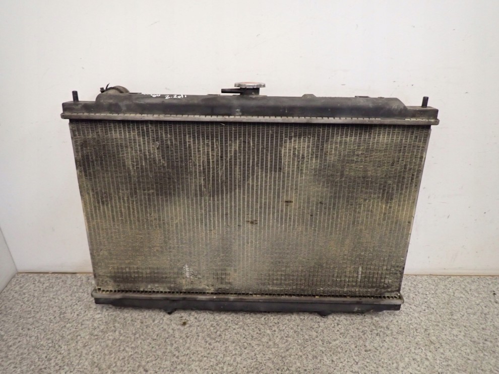 NISSAN ALMERA TINO 2.2 DCI CHŁODNICA WODY 2/3