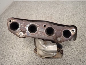 NISSAN NOTE E11 06- 1.6i KOLEKTOR WYDECHOWY 4/5 MINIATURA