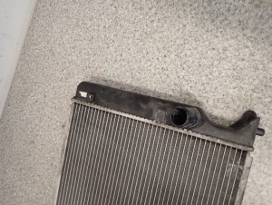 TOYOTA AVENSIS T25 06- CHŁODNICA WODY 2.0 D4D 9/10 MINIATURA