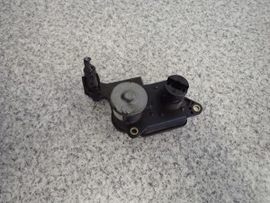 KIA CARENS III SILNICZEK KLAPEK KOLEKTORA SSĄCEGO 3/4 MINIATURA