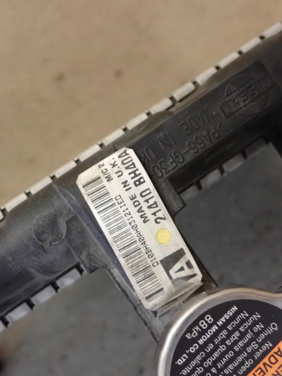 NISSAN NOTE E11 06- 1.4i CHŁODNICA WODY 3/3