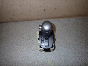 HYUNDAI i10 07-13 DŹWIGNIA ZMIANY BIEGÓW AUTOMAT 2/8 MINIATURA
