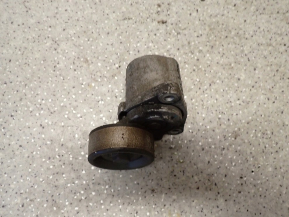 HYUNDAI TUCSON 04-09 NAPINACZ PASKA 3/5