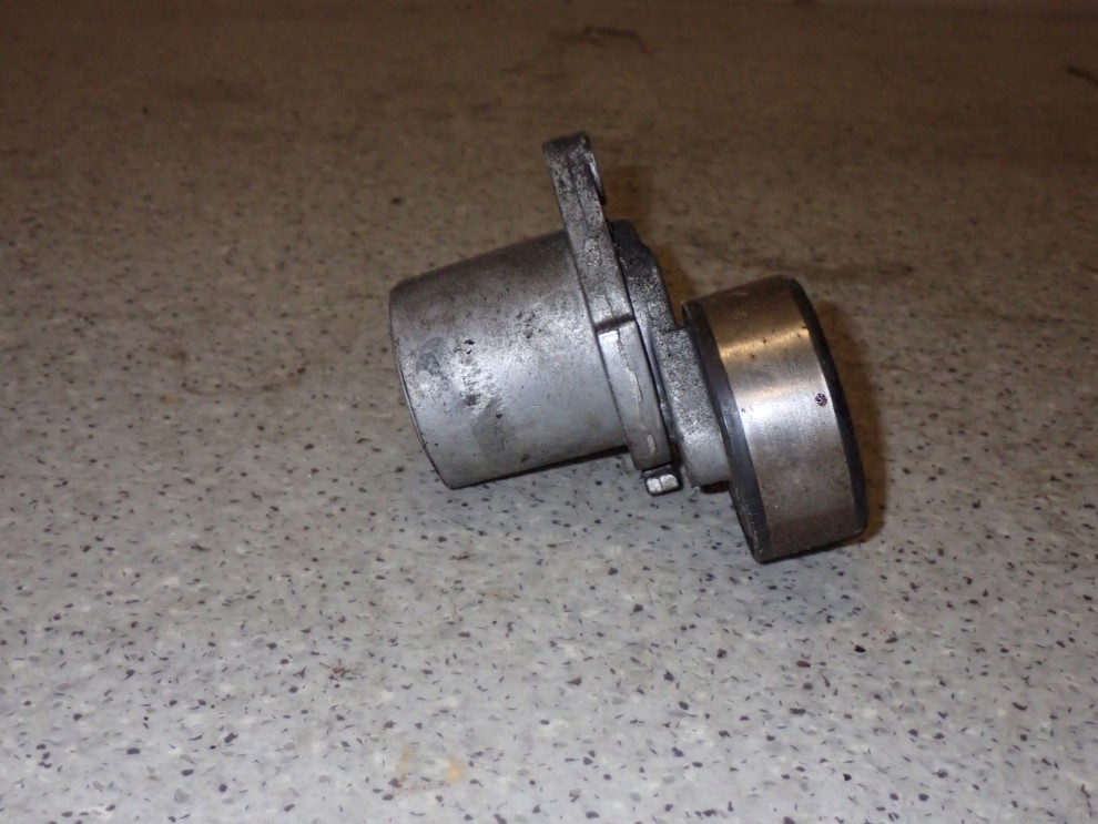 HYUNDAI TUCSON 04-09 NAPINACZ PASKA 4/5