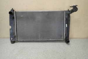 TOYOTA COROLLA VERSO 04-08 1.8i CHŁODNICA WODY 3/6 MINIATURA
