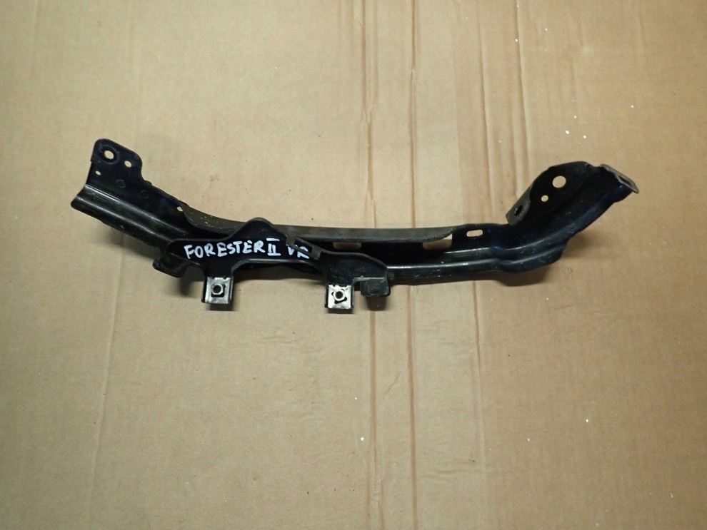 SUBARU FORESTER II 05- LISTWA POD REFLEKTOR PRAWA 2/3