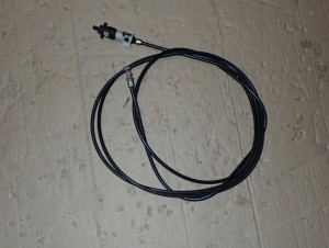 TOYOTA COROLLA E11 5d 97- LINKA KLAPKI PALIWA
