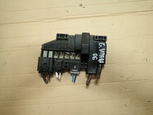 SUZUKI GRAND VITARA II 05-12 1.6i BEZPIECZNIKI 2/4 MINIATURA