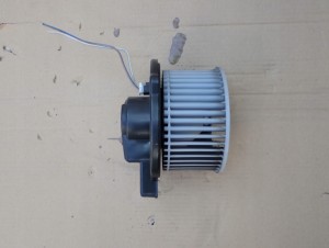 MAZDA 2 DE 08-14 SILNIK WENTYLATORA 3/3 MINIATURA