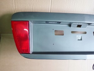 NISSAN PRIMERA P12 KOMBI 02- BLENDA KLAPY TYLNEJ 2/4 MINIATURA