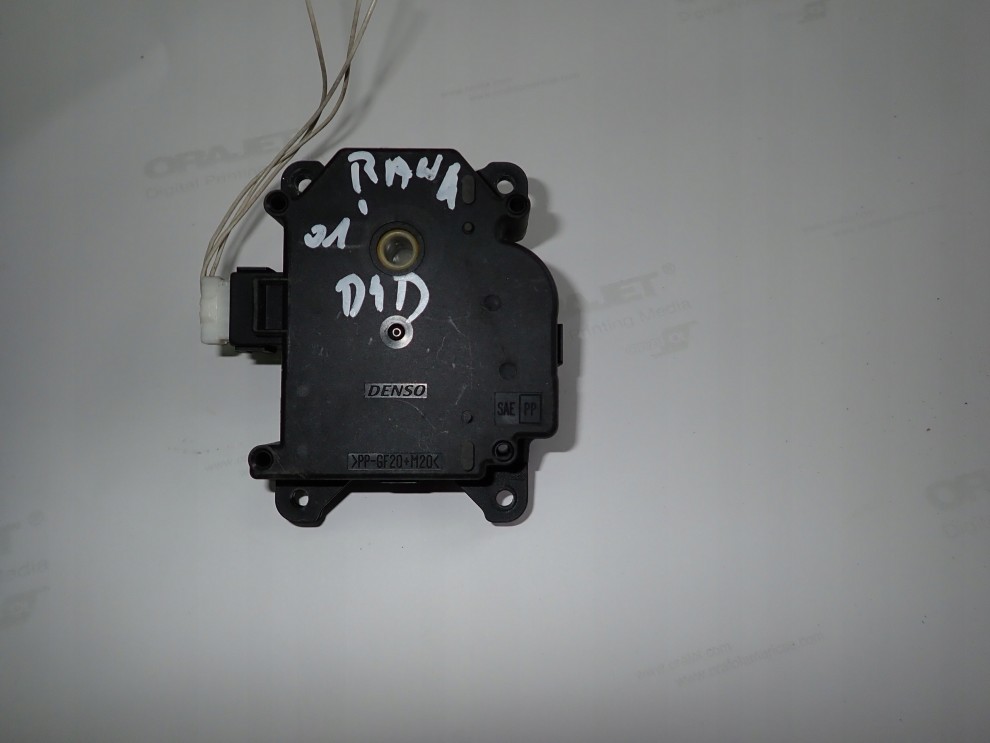 RAV4 RAV 4 00-05 DIESEL STEROWNIK NAGRZEWNICY 1/2
