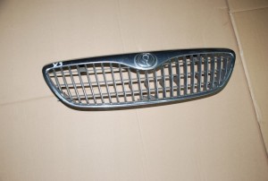 MAZDA XEDOS 9 ATRAPA PRZEDNIA