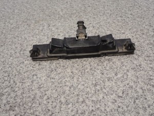 TOYOTA YARIS II 06- LAMPKA TABLICY REJESTRACYJNEJ 7/8 MINIATURA