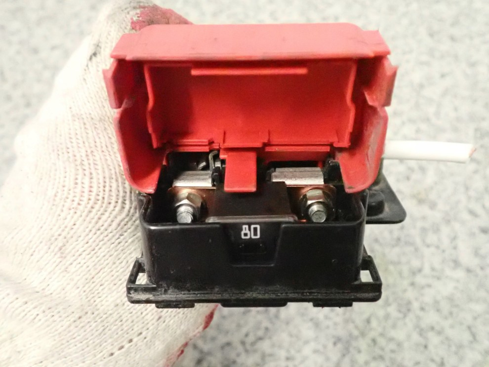 HONDA JAZZ 02-08 KLEMA PLUSOWA 3/3