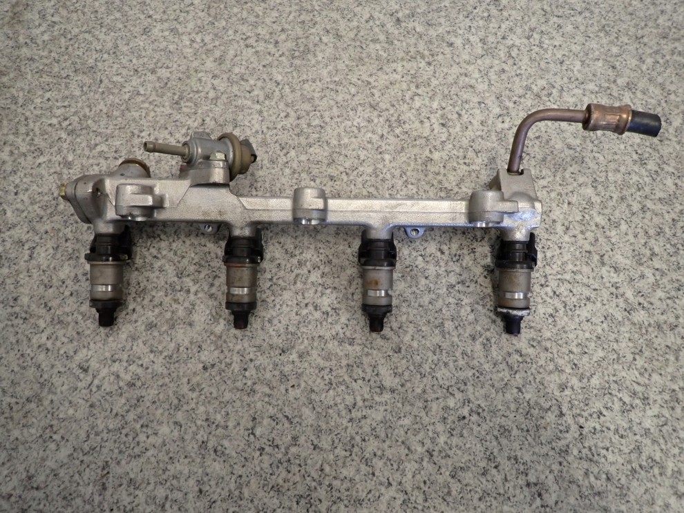 HONDA ACCORD V CE LISTWA WTRYSKOWA 1,8 F18A3 1/5