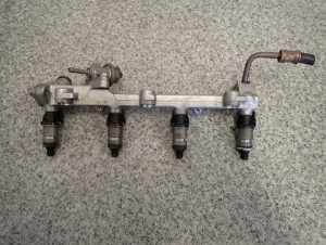HONDA ACCORD V CE LISTWA WTRYSKOWA 1,8 F18A3