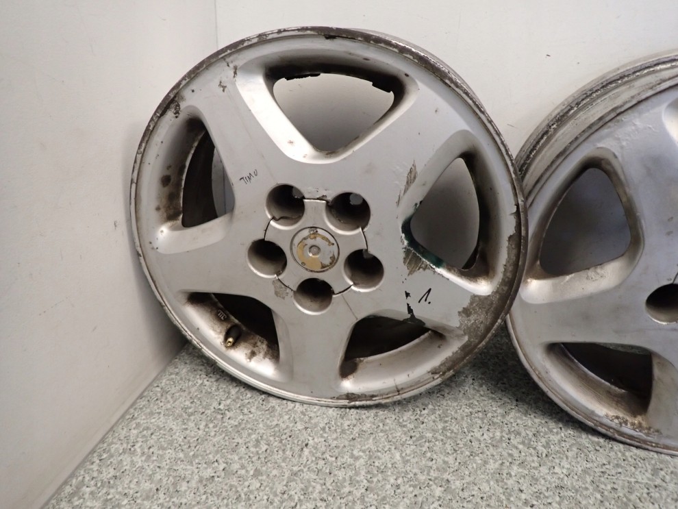 NISSAN ALMERA TINO 00-06 FELGI ALUMINIOWE ALUFELGI 6/14