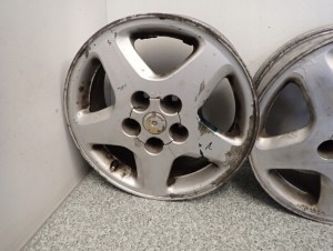 NISSAN ALMERA TINO 00-06 FELGI ALUMINIOWE ALUFELGI 6/14 MINIATURA