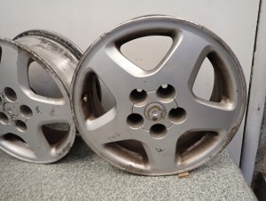 NISSAN ALMERA TINO 00-06 FELGI ALUMINIOWE ALUFELGI 9/14 MINIATURA