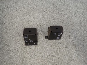 NISSAN XTRAIL T30 01-07 WSPORNIK ZDERZAKA PRZEDNI LEWY LUB PRAWY 3/6 MINIATURA
