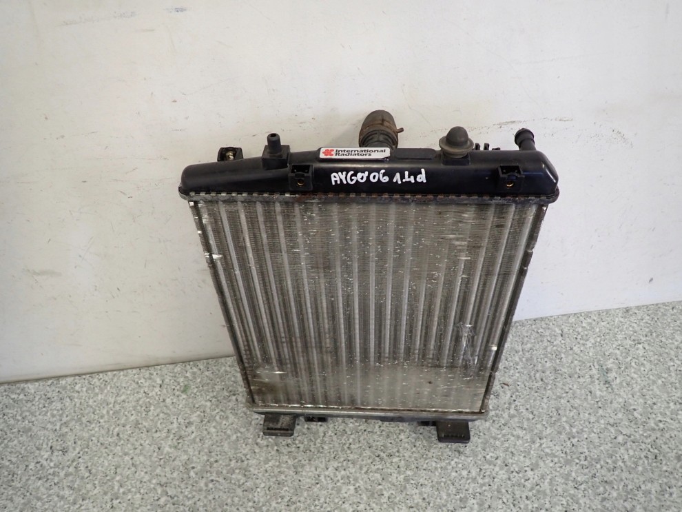 TOYOTA AYGO 1.4 D4D 06-12 CHŁODNICA WODY 2/6