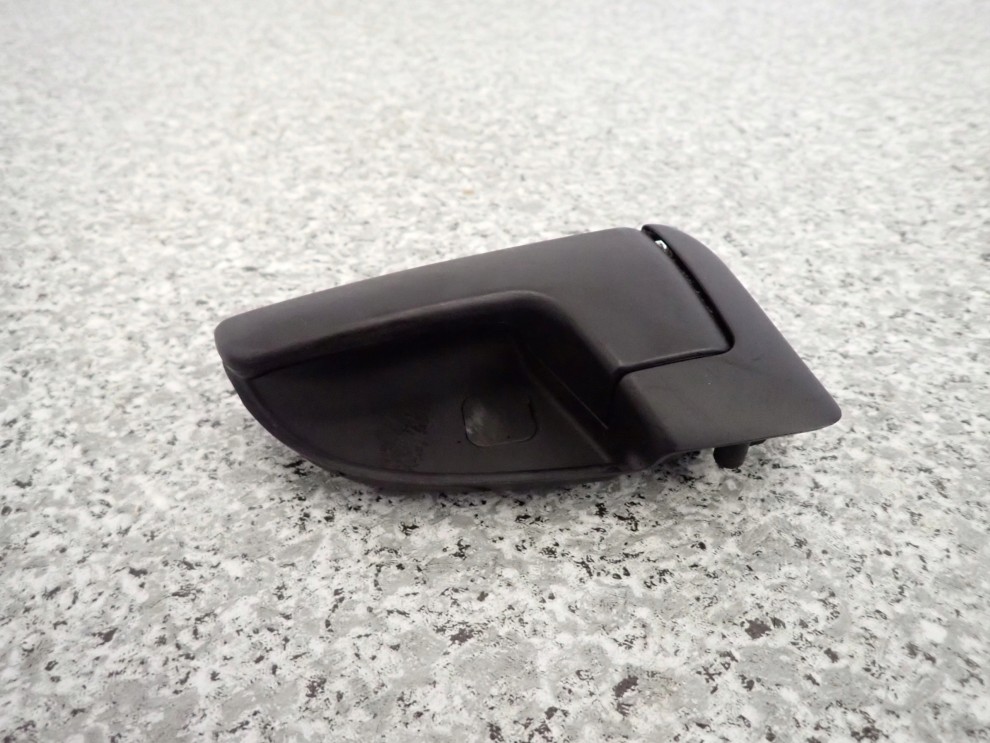 KIA CEED 06-12 KLAMKA WEWNĘTRZNA PRZEDNIA LEWA 3/4