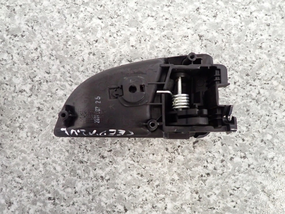 KIA CEED 06-12 KLAMKA WEWNĘTRZNA PRZEDNIA LEWA 4/4