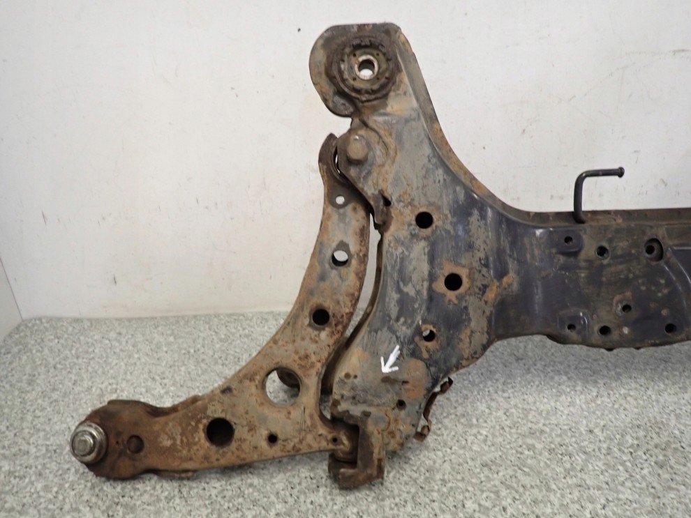 HYUNDAI MATRIX 02-10 BELKA ZAWIESZENIA PRZEDNIEGO 10/13