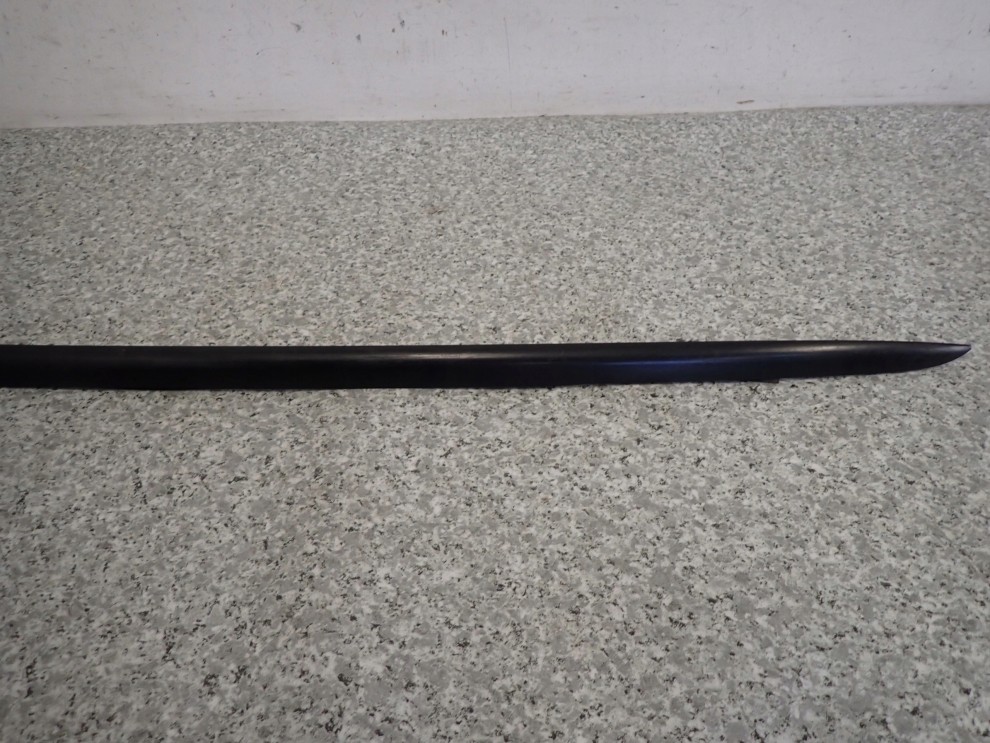 HONDA CIVIC EU VII HB 01-05 LISTWA SZYBY CZOŁOWEJ LEWA 3/6