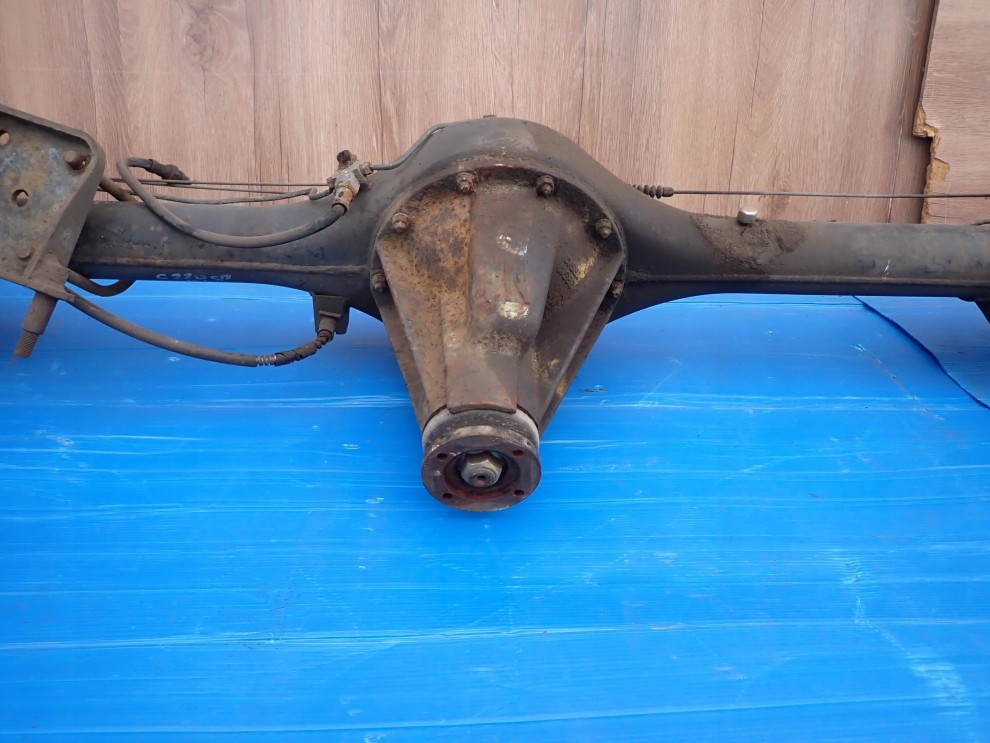 NISSAN VANETTE MOST NAPĘDOWY TYŁ 6/8