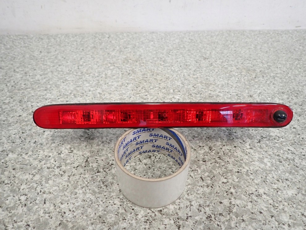SUZUKI ALTO NISSAN PIXO 09- LAMPA 3-ci STOP 1/4