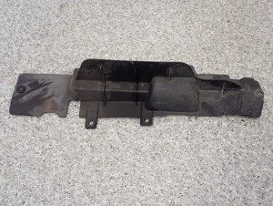 HYUNDAI TUCSON 04- PLASTIK PASA PRZEDNIEGO OSŁONA PRAWA 29136-2E000