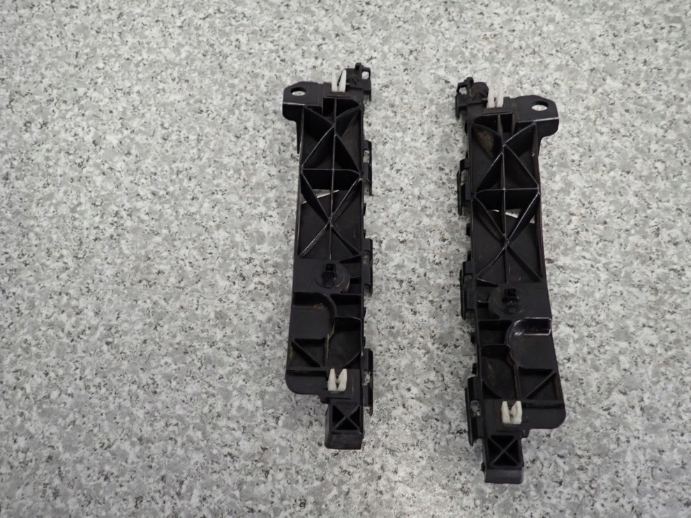 HYUNDAI ix35 10-15 ŚLIZG ZDERZAKA PRZEDNI LEWY LUB PRAWY 1/6