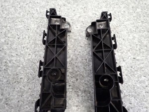HYUNDAI ix35 10-15 ŚLIZG ZDERZAKA PRZEDNI LEWY LUB PRAWY 6/6 MINIATURA