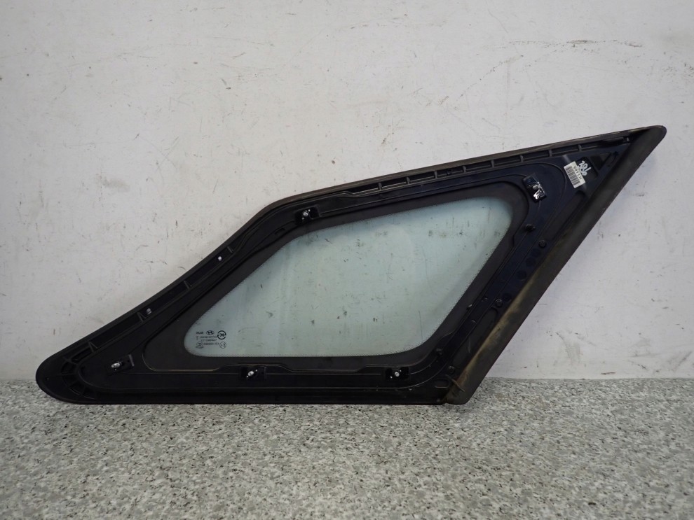 HYUNDAI i40 KOMBI 11-18 SZYBA TYLNA LEWA KAROSERYJNA 3/4