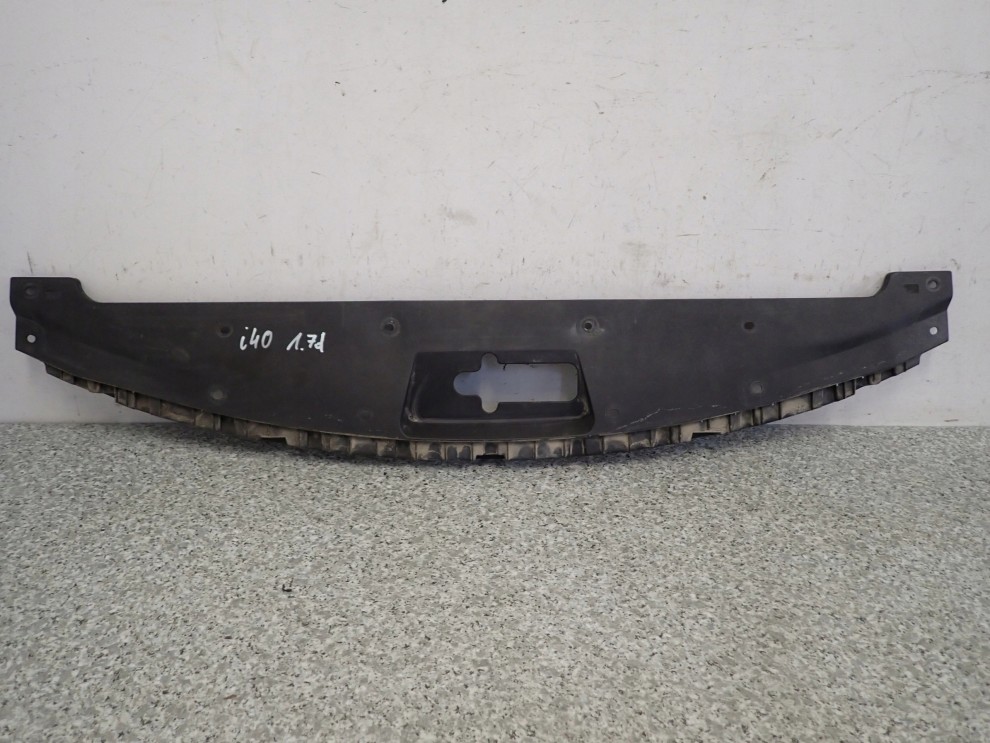 HYUNDAI i40 11-15 OSŁONA PRZEDNIEGO PASA ZAMKA MASKI PLASTIK 1/3