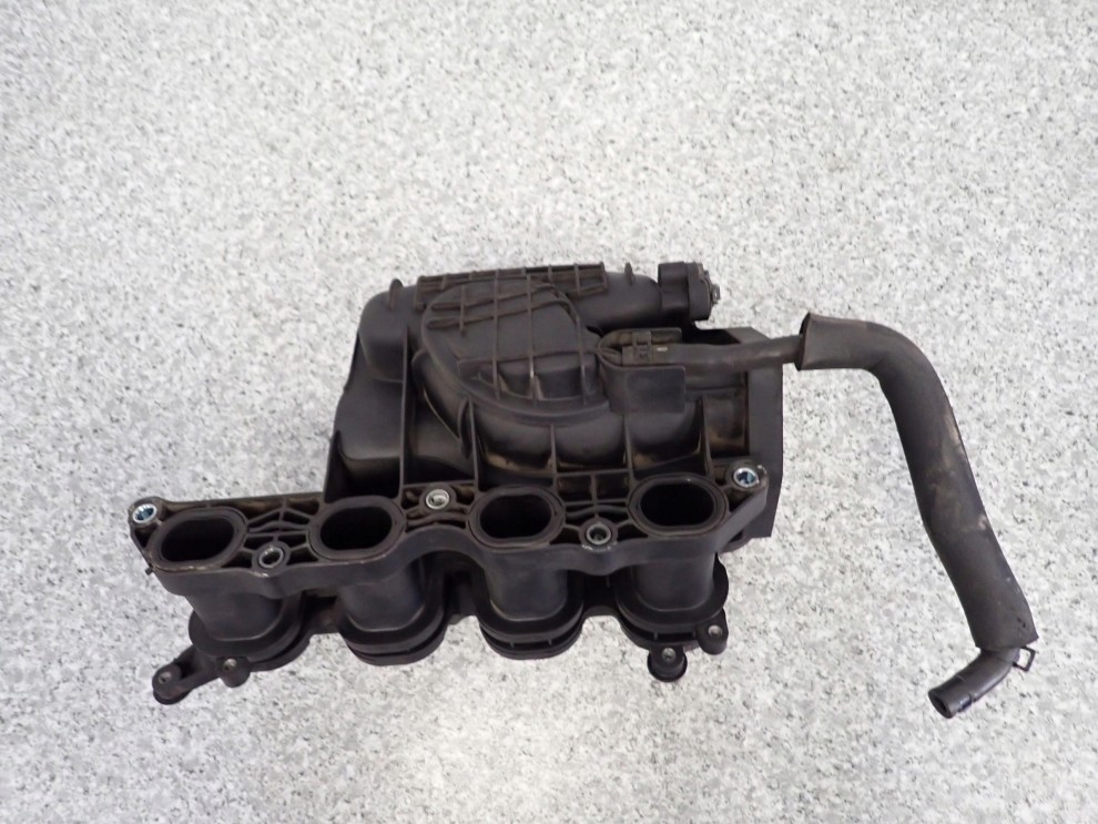 HYUNDAI I30 07- 1.6 BENZYNA KOLEKTOR SSĄCY 4/7