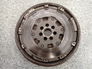 NISSAN PULSAR 1.5 DCI 14-18 KOŁO ZAMACHOWE DWUMASOWE