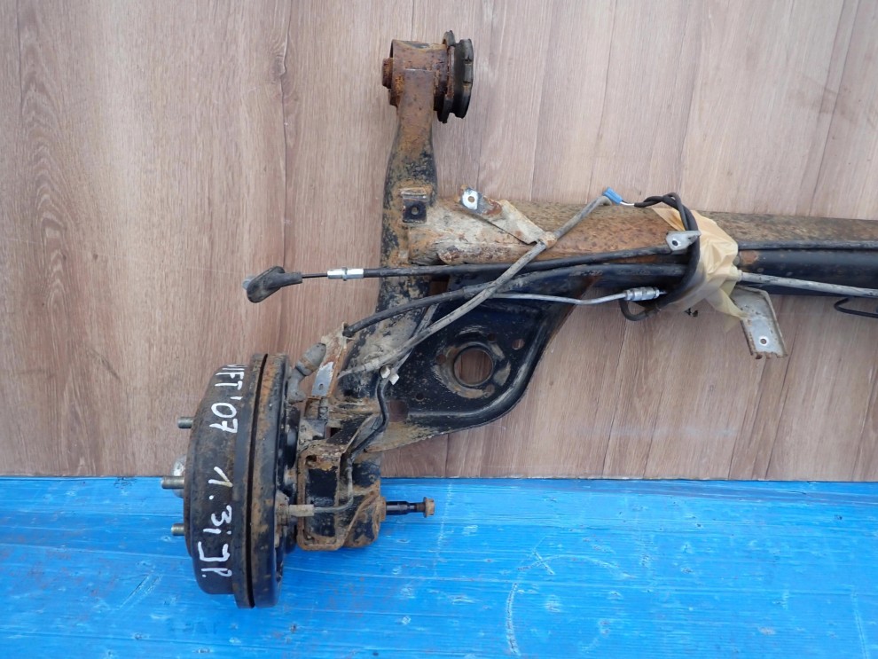 SUZUKI SWIFT JP 05-09 BELKA TYLNA ZAWIESZENIA 2/10