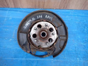 TOYOTA RAV4 RAV 4 II 00-05 TARCZA KOTWICZNA OSŁONA ZWROTNICA TYLNA LEWA