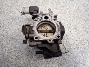 HONDA CIVIC VII 01- 1.6i PRZEPUSTNICA POWIETRZA
