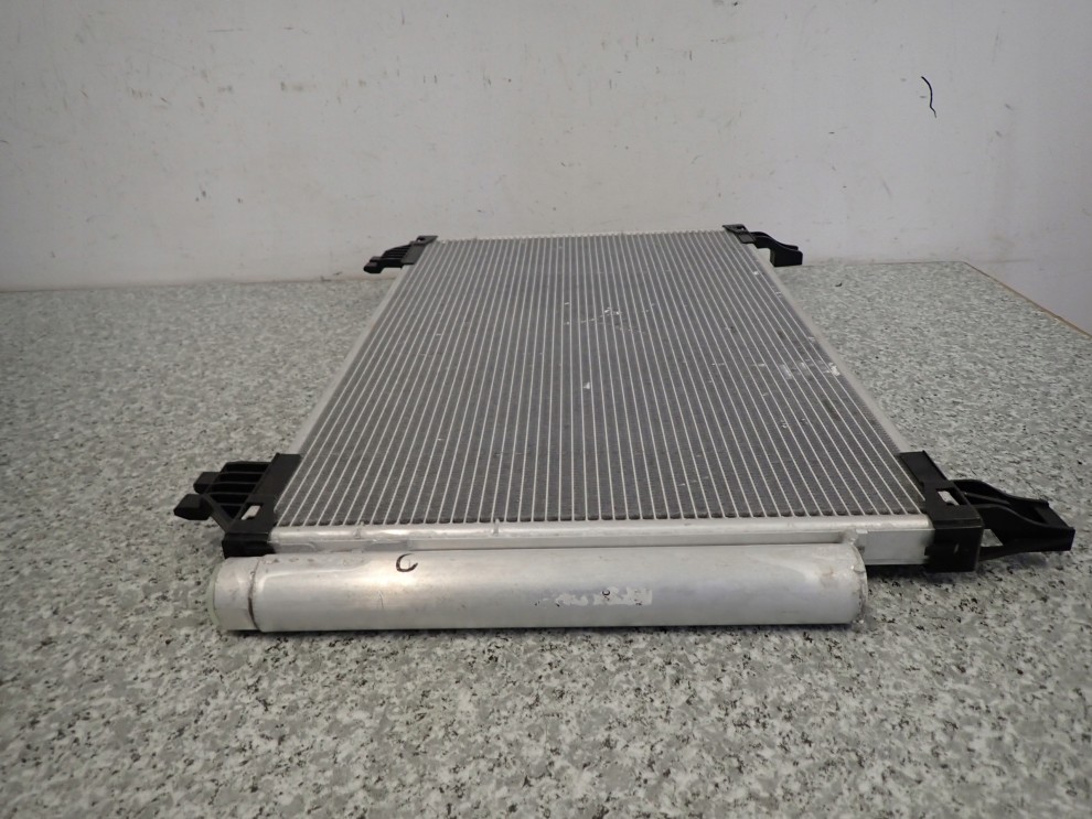 TOYOTA VERSO S 1.3i CHŁODNICA KLIMATYZACJI 4/5